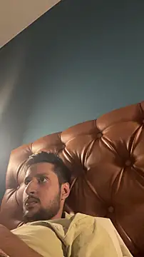 dhruv9413 online show from 11/25/25, 05:24