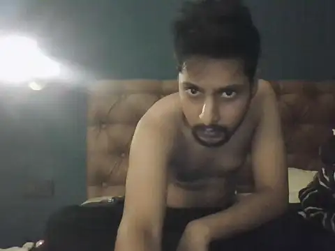 dhruv9413 online show from 12/02/25, 08:10