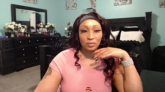 msbaddiebabe101 online show from 02/13/25, 05:48