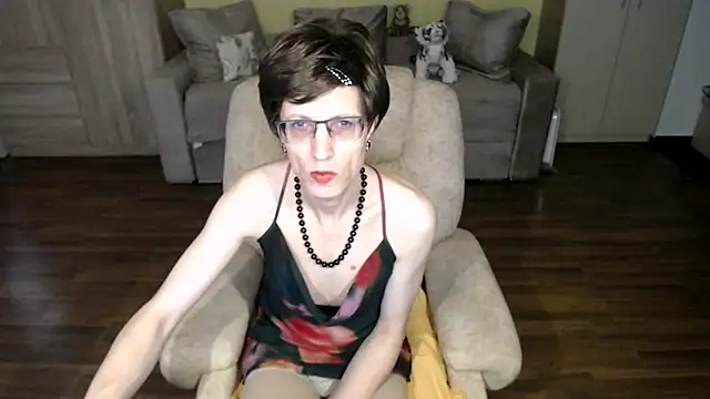 clementine online show from 04/30/26, 08:43