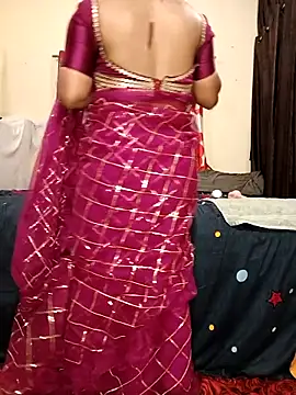 INDIANDESIMATURE online show from 02/25/25, 04:03