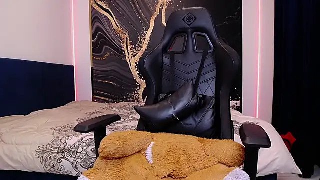 FlirtDeea online show from 04/05/26, 05:52