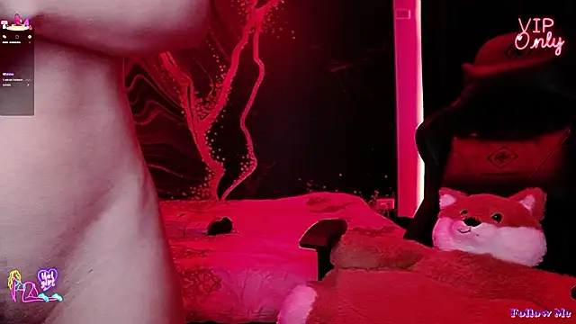 Snapshot of FlirtDeea chatting on 02/21/26, 08:00 FlirtDeea online show from 02/21/26, 08:00