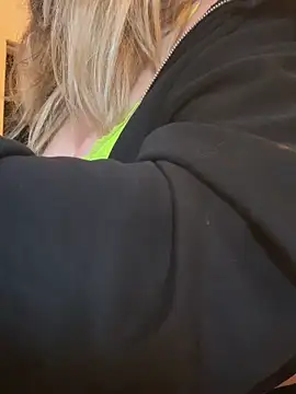 Snapshot of leadileo chatting on 03/03/26, 11:50 leadileo online show from 03/03/26, 11:50