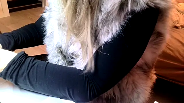 Snapshot of leadileo chatting on 02/19/26, 12:02 leadileo online show from 02/19/26, 12:02