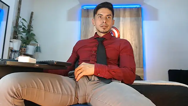 Andrew 4  online show from 04/19/26, 07:20