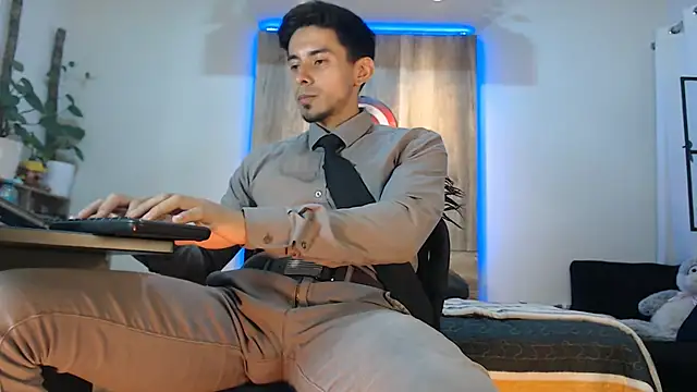 Andrew 4  online show from 02/20/26, 01:57