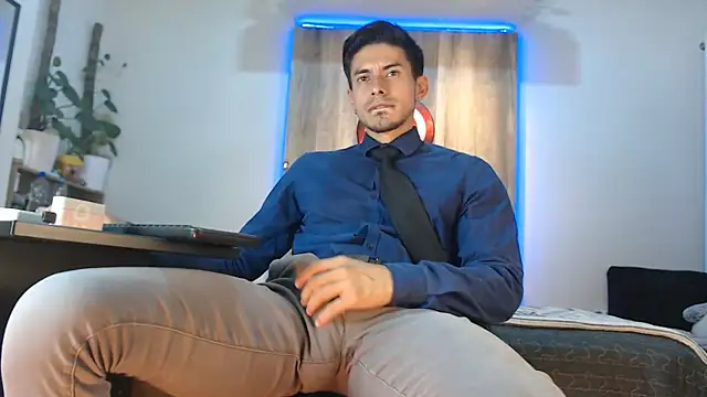 Andrew 4  online show from 02/14/26, 03:07