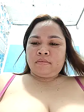 XXLorie 02 online show from 04/04/26, 11:39