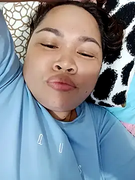 XXLorie 02 online show from 12/02/25, 08:54