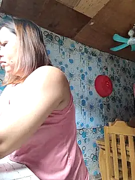 XXLorie 02 online show from 02/10/26, 05:50