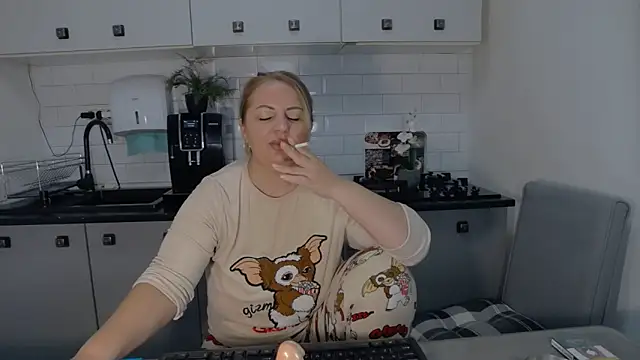 erikaerika online show from 09/20/25, 06:29