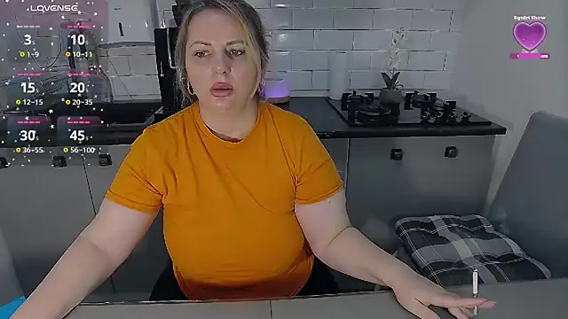 erikaerika online show from 02/09/26, 08:23