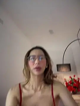 Ivysnow online show from 05/15/26, 02:42