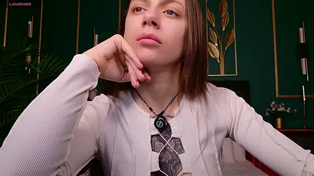 Eille Elfie online show from 11/07/25, 05:12