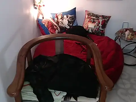LunaxxxxCandy online show from 02/04/25, 06:14
