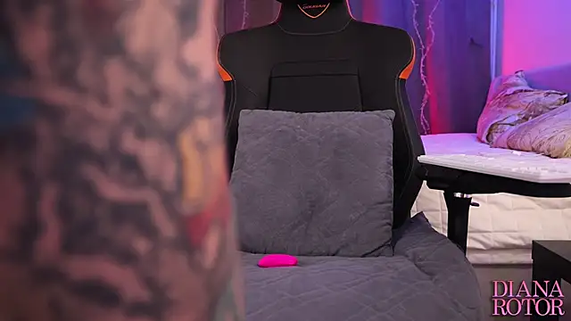 diana rotor online show from 11/19/25, 02:22