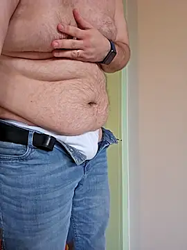 Andrew1900529 online show from 02/25/25, 08:58