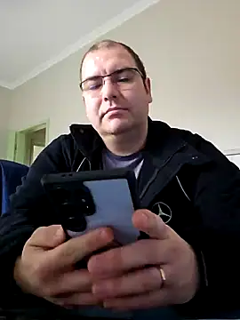 Andrew1900529 online show from 12/16/24, 11:01