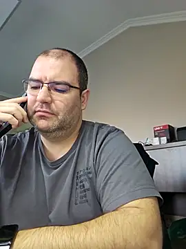 Andrew1900529 online show from 12/18/25, 07:24