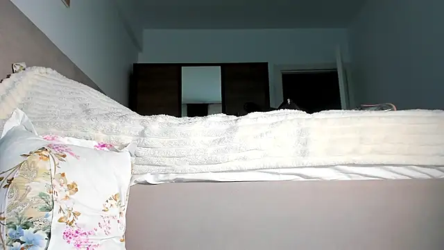 BrianaDiamondXXX online show from 11/11/25, 08:42