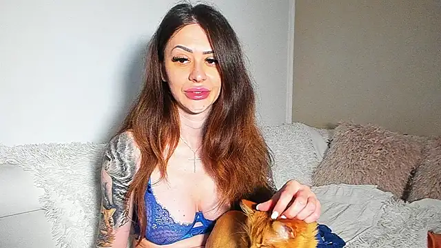 BrianaDiamondXXX online show from 06/25/26, 11:04