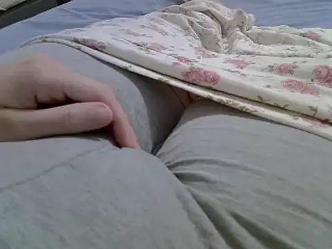 Snapshot of perescam chatting on 03/11/25, 10:31 perescam online show from 03/11/25, 10:31