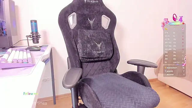 SkyqueenI online show from 10/01/25, 08:30