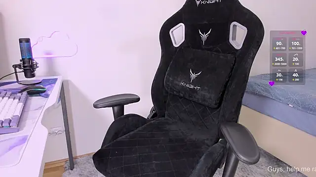 SkyqueenI online show from 11/18/25, 09:01