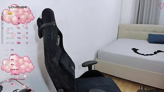 SkyqueenI online show from 01/14/25, 08:41