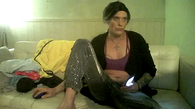 SassyAmanda87 online show from 10/27/25, 07:26