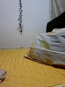 Snapshot of LUNAdeMARTE chatting on 09/23/25, 03:02 LUNAdeMARTE online show from 09/23/25, 03:02