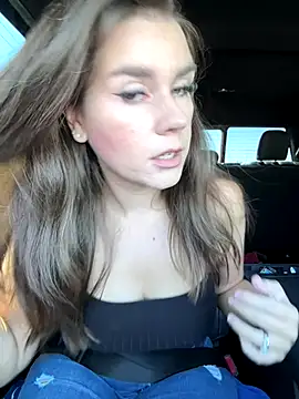 MaggyMayI online show from 09/24/25, 03:18