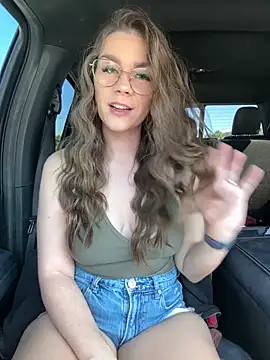 MaggyMayI online show from 02/08/26, 06:49