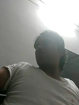 HotBoyOm online show from 05/28/26, 04:46