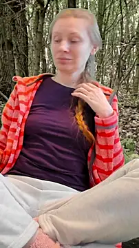 Snapshot of _Carrie_ chatting on 02/16/25, 05:04 Carrie online show from 02/16/25, 05:04