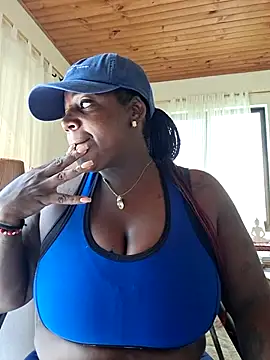 Adrilovechocolate online show from 05/26/26, 05:55