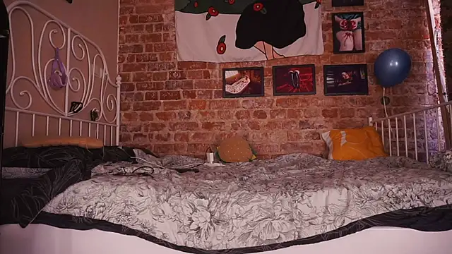 Evelively online show from 09/29/25, 12:33