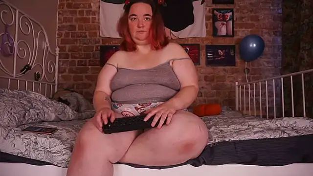 Evelively online show from 09/26/25, 04:41