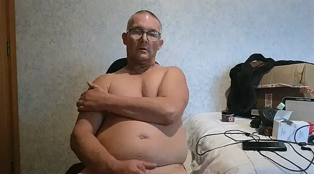 Snapshot of bigballnz chatting on 03/23/25, 05:21 bigballnz online show from 03/23/25, 05:21