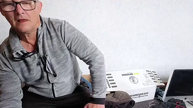 bigballnz online show from 10/30/25, 11:12