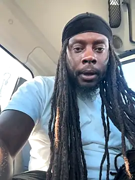 Snapshot of blue5455 chatting on 10/14/25, 04:18 blue5455 online show from 10/14/25, 04:18