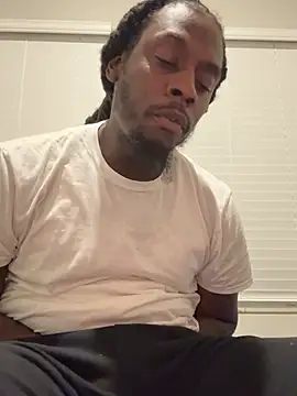 Snapshot of blue5455 chatting on 02/25/25, 01:32 blue5455 online show from 02/25/25, 01:32