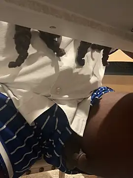 Snapshot of blue5455 chatting on 01/20/25, 11:43 blue5455 online show from 01/20/25, 11:43