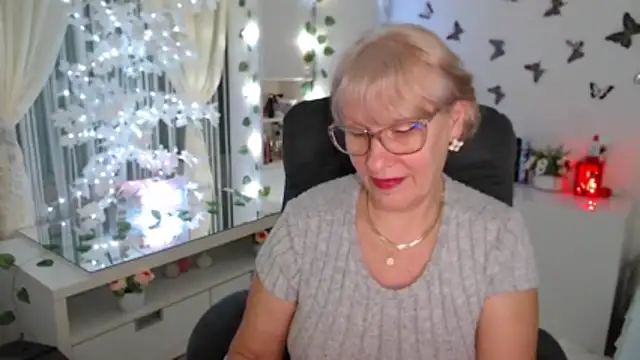 Ghertrude52 online show from 12/16/25, 04:17