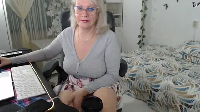 Ghertrude52 online show from 03/27/26, 04:54