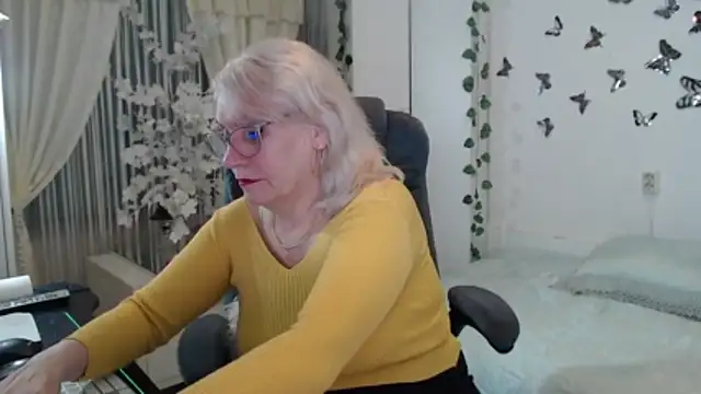 Ghertrude52 online show from 03/03/26, 04:41