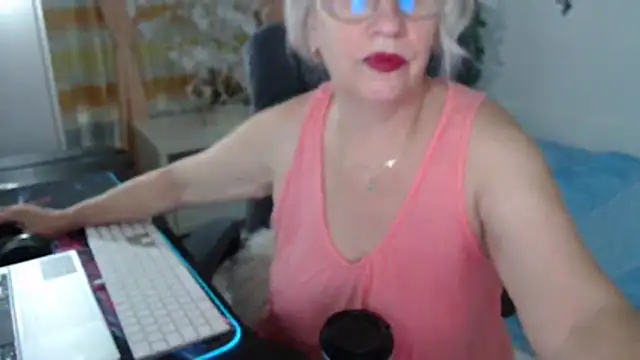 Snapshot of Ghertrude52 chatting on 07/11/26, 04:46 Ghertrude52 online show from 07/11/26, 04:46