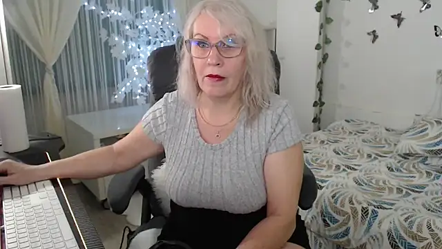 Ghertrude52 online show from 03/29/26, 04:36