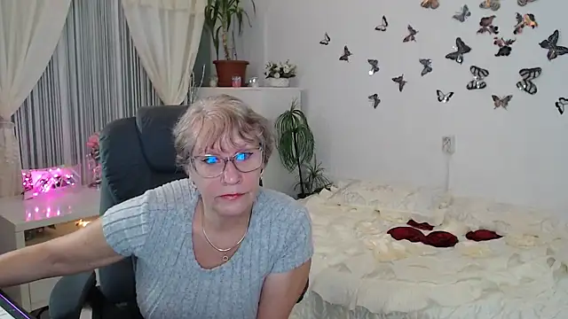 Ghertrude52 online show from 10/13/25, 03:30